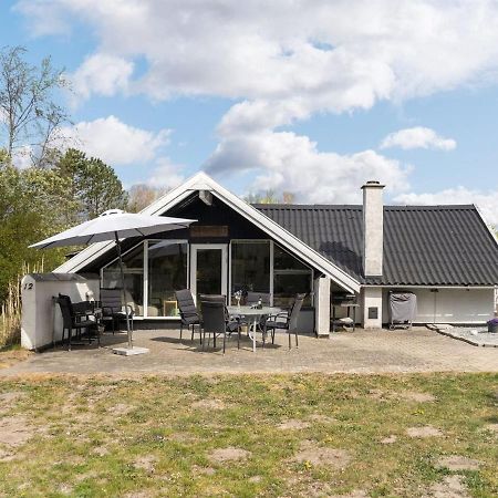 Holiday Home Arnfin - 160M From The Sea In Lolland- Falster And Mon By Interhome Rodby Exterior foto
