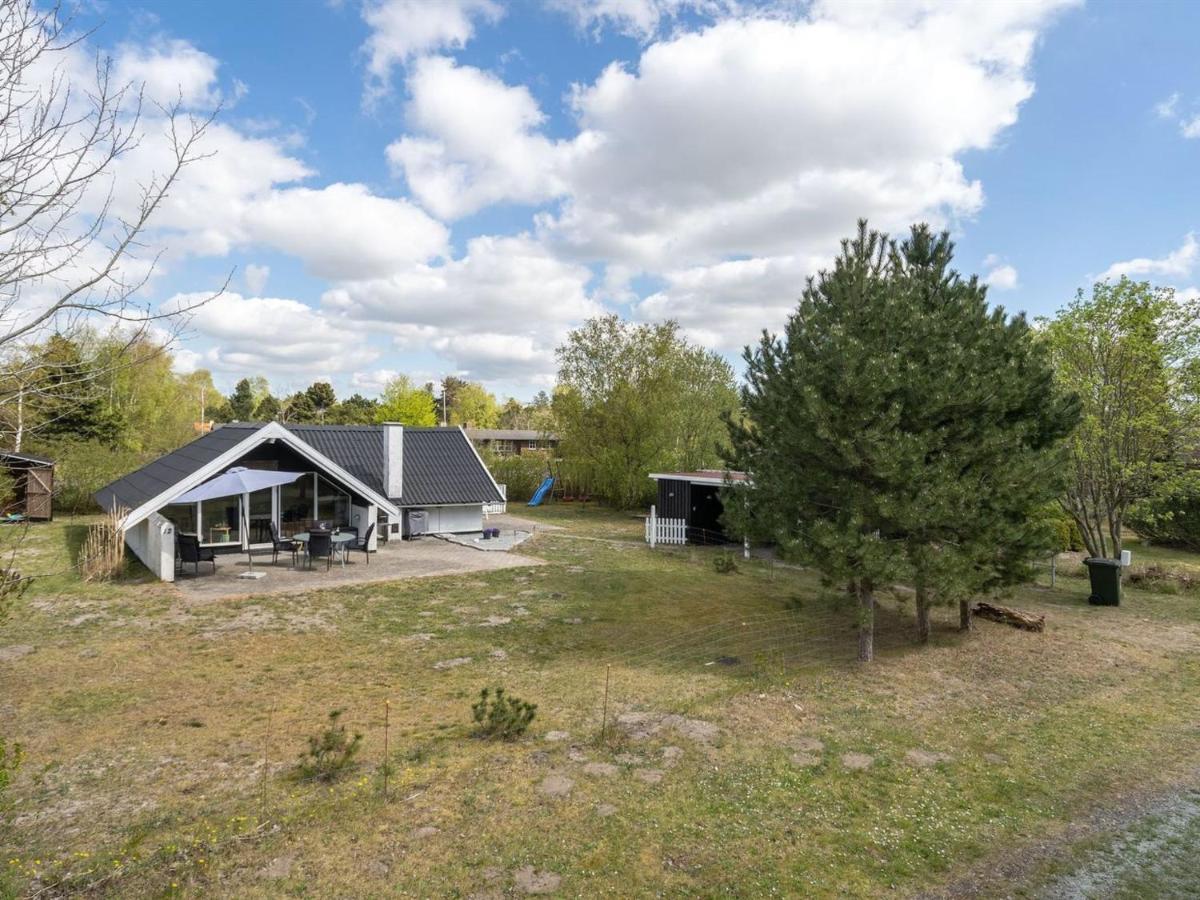 Holiday Home Arnfin - 160M From The Sea In Lolland- Falster And Mon By Interhome Rodby Exterior foto